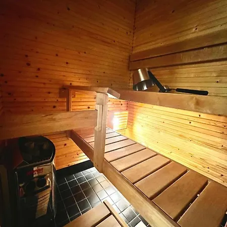 Top Floor Flat With Sauna, A/C & Free Parking Vantaa Exterior photo