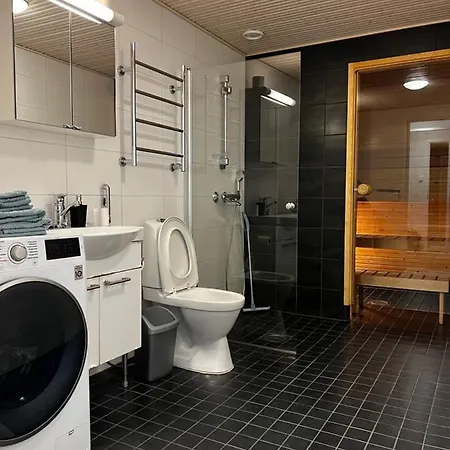 Top Floor Flat With Sauna, A/C & Free Parking Vantaa Exterior photo