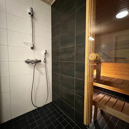 Top Floor Flat With Sauna, A/C & Free Parking Vantaa Exterior photo