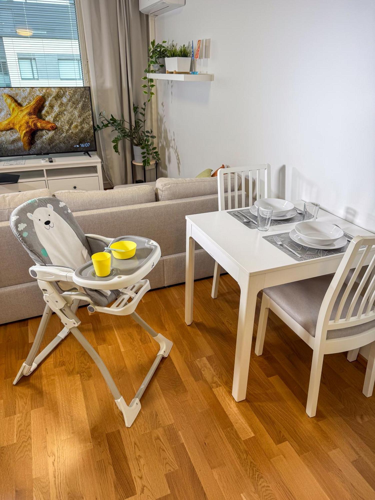 Appartement Floor Flat With Sauna, A/c & Free Parking