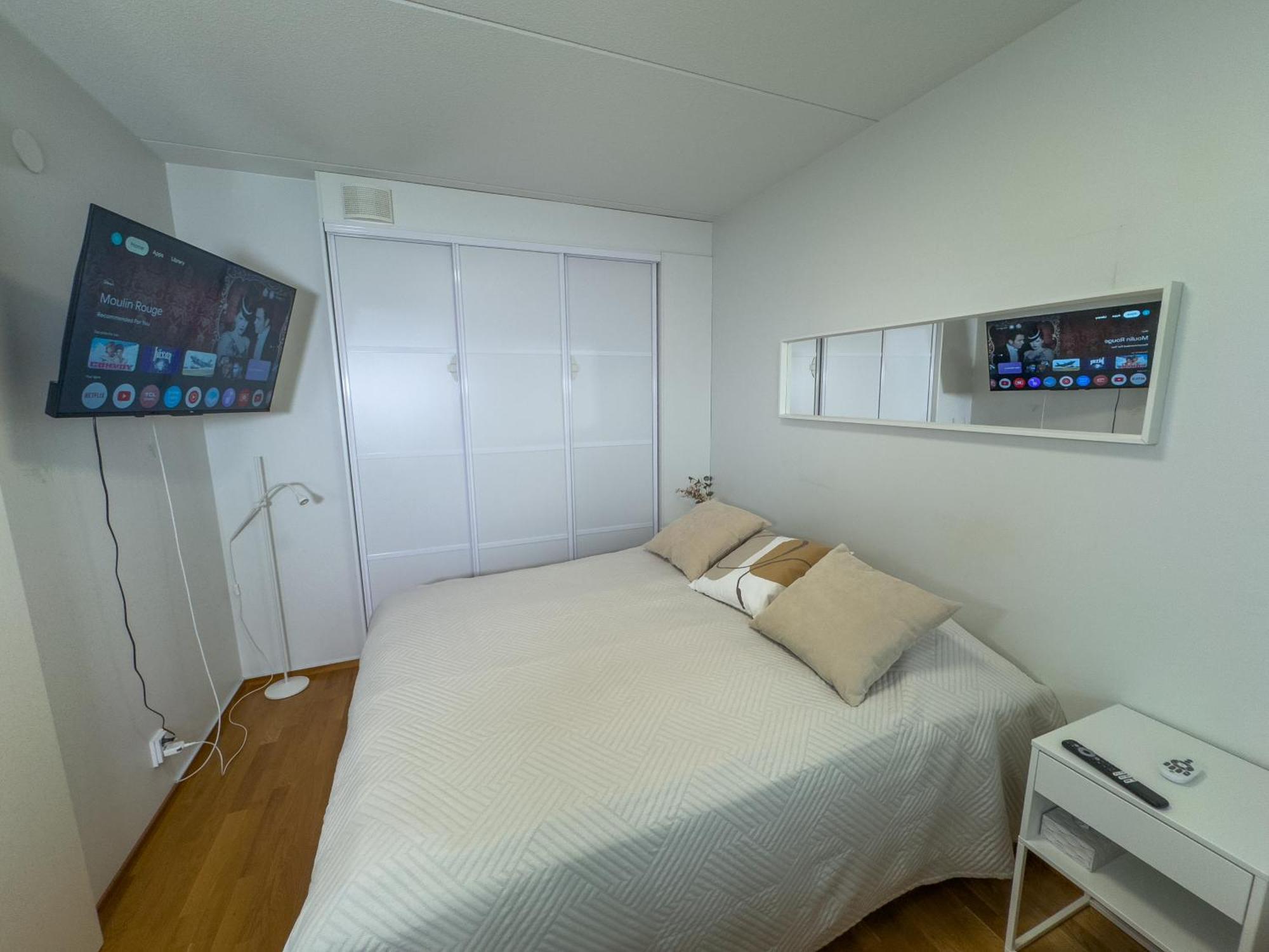 Appartement Floor Flat With Sauna, A/c & Free Parking