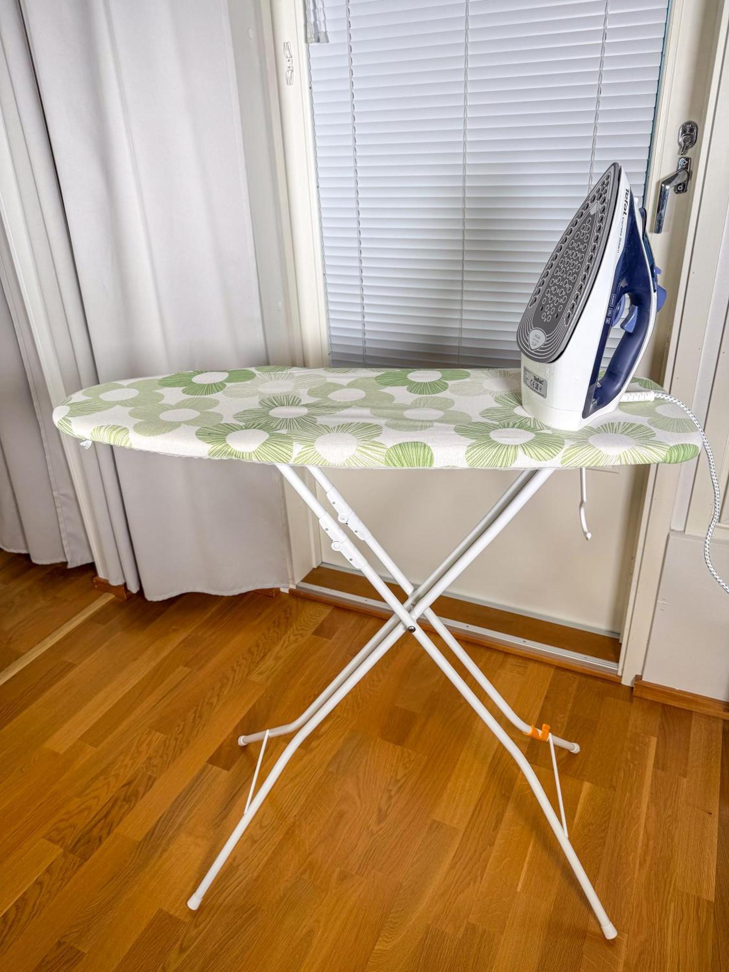 Floor Flat With Sauna, A/c & Free Parking Vanda